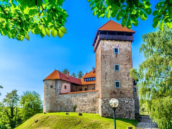 Burg Dubovac (Karlovac)
